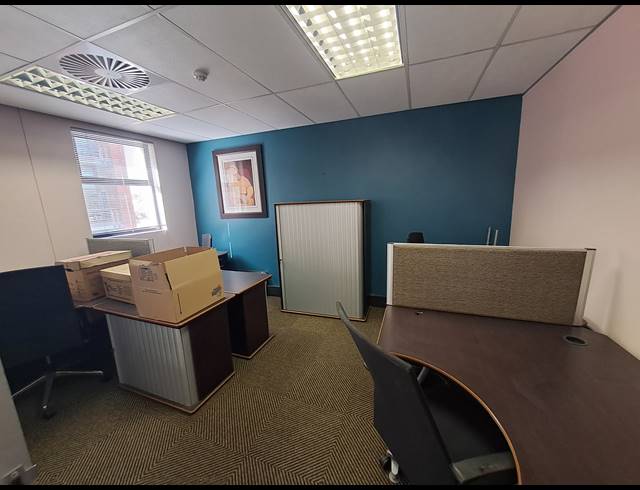 449M² OFFICE FOR SALE IN MELROSE ARCH